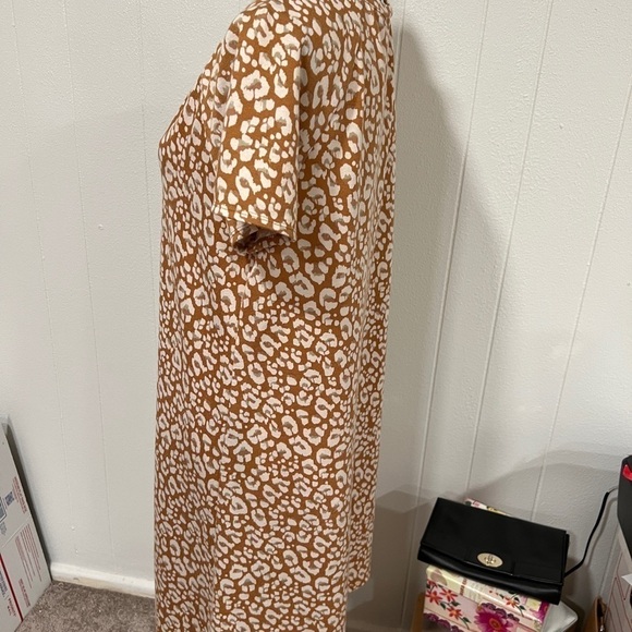3/$25 Sale🎈Nine West French Terry Brown Tan Cheetah leopard beige tunic dress - Picture 3 of 9